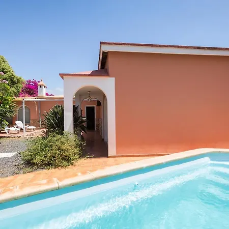 Home2book Quiet With Private Pool Holiday home *