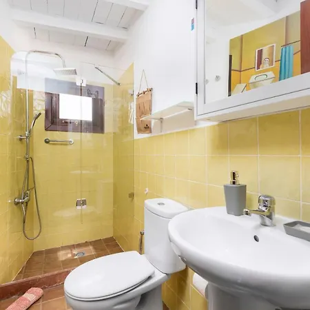 Home2book Quiet With Private Pool Casa de Férias Triquivijate